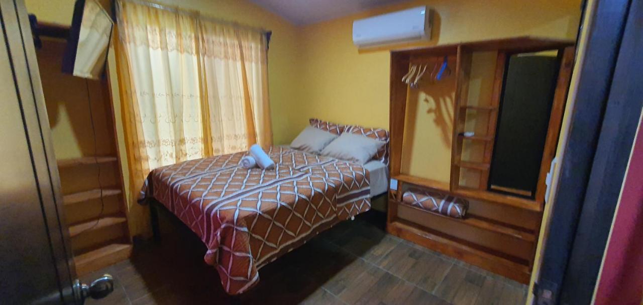 Tio King Hospedaje Turistico Uvita Luaran gambar